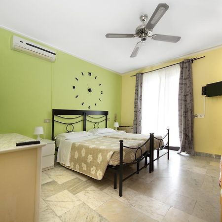 Olympic Kosher Holidays Hotel Sirmione Ngoại thất bức ảnh